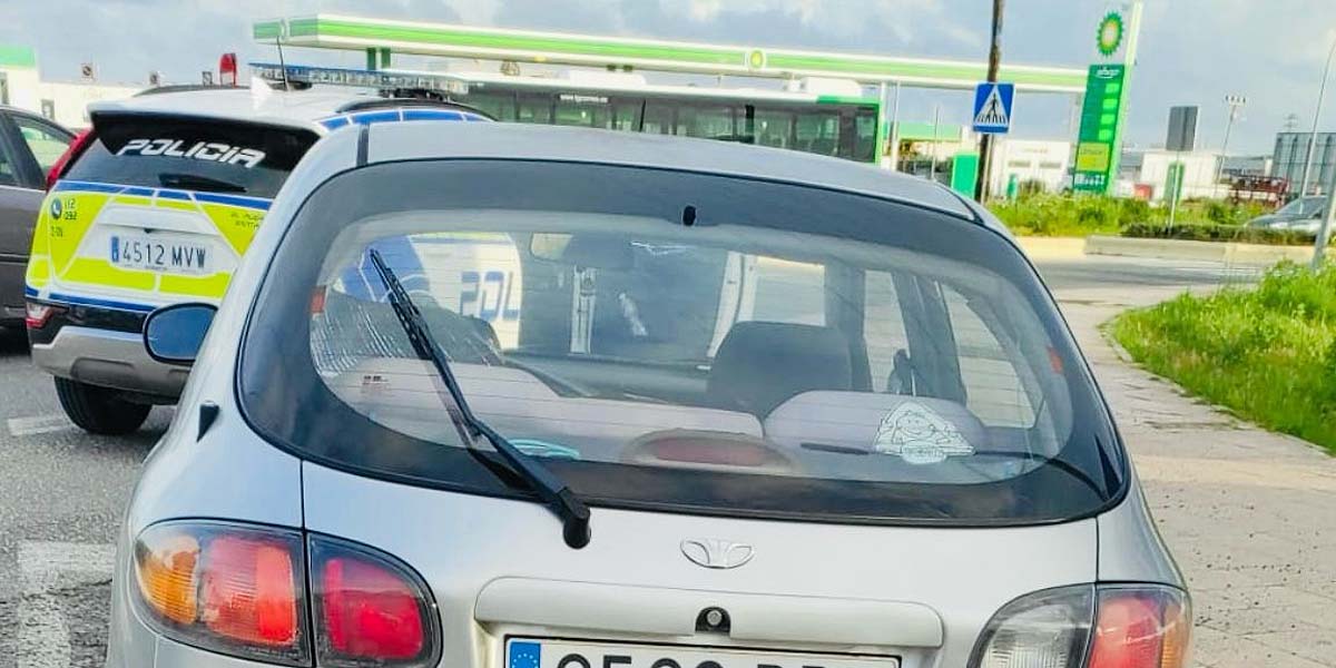 La Policía Local intercepta a un conductor sin carnet y con antecedentes por narcotráfico