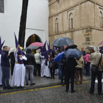 El tiempo complica la Semana Santa: frentes fríos con lluvia y bajada de temperaturas