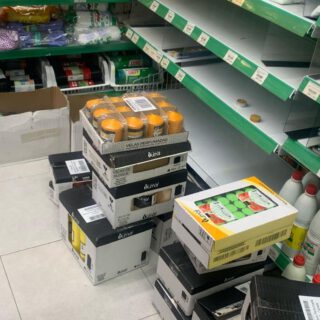 Los españoles se lanzaron a la caza del kit de supervivencia