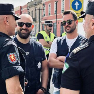 Beardo supervisa el dispositivo de seguridad local para la Motorada 2025