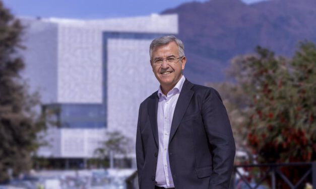 El PSOE exige a Núñez Feijóo que expulse del PP al alcalde de Estepona