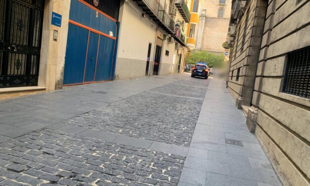 Detienen a un hombre y buscan a otro por robo, extorsión y abuso de una mujer en Jaén