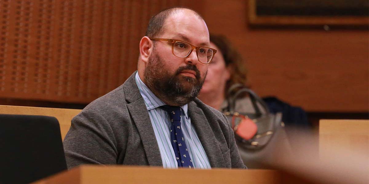 Javier Bello desmiente una subida del agua y acusa al PSOE de manipular a la ciudadanía