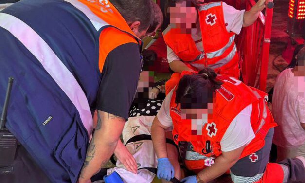 Una mujer resulta herida grave al caer por un tobogán de una atracción en la Feria en El Puerto