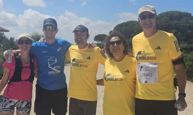 Solidaridad a ritmo de zancada: El Puerto participa en la carrera global Wings for Life