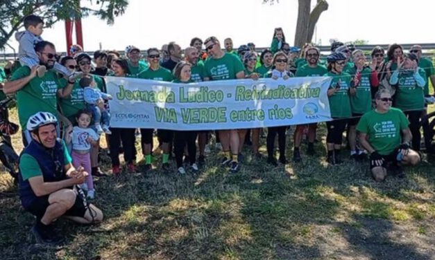 Más de un centenar de ciclistas reclaman completar la Vía Verde Entre Ríos entre El Puerto y Sanlúcar
