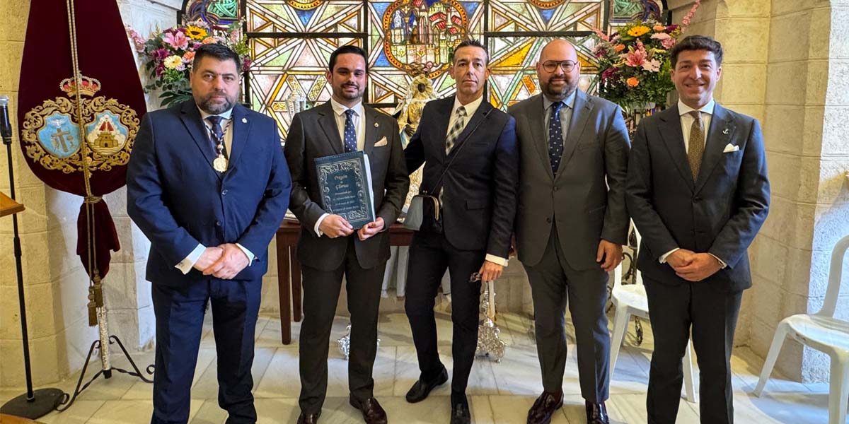 La emoción mariana inunda el Castillo con el Pregón de las Glorias de Alfonso Bello