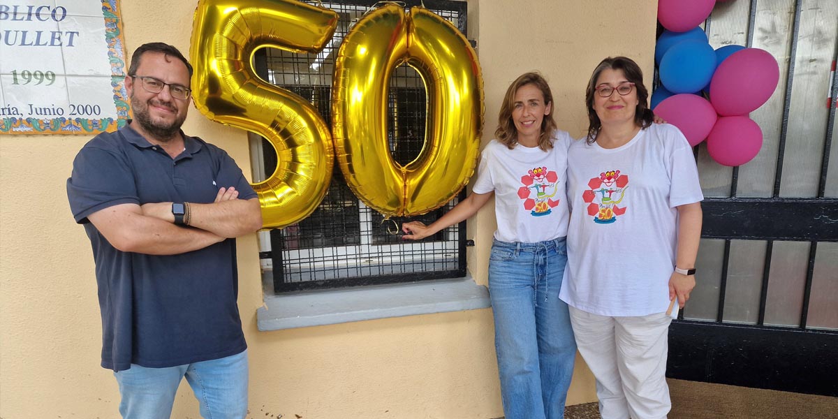 El CEIP Poullet abre sus puertas para conmemorar su 50 aniversario