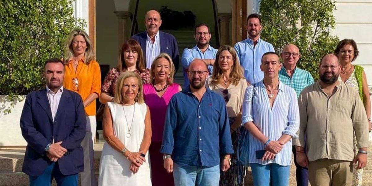 El equipo de gobierno se reorganiza para afrontar la segunda mitad del mandato como Gran Ciudad