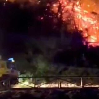 Contenido un incendio cerca de viviendas entre Las Redes y Vistahermosa