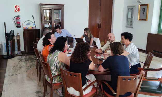 El Ayuntamiento inicia la revisión de sus trámites para reducir la burocracia y facilitar las gestiones ciudadanas