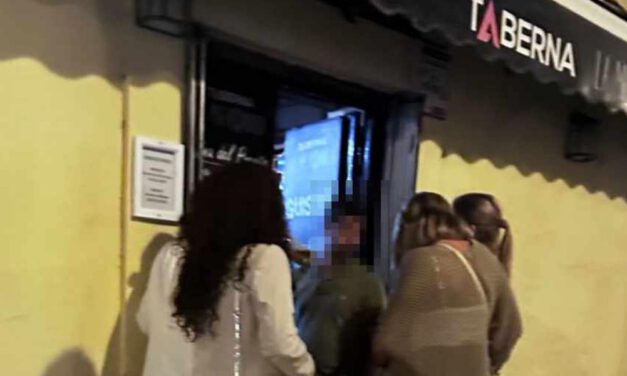 Pilladas por la Policía Local tras hacerse un ‘sinpa’ en un bar del centro