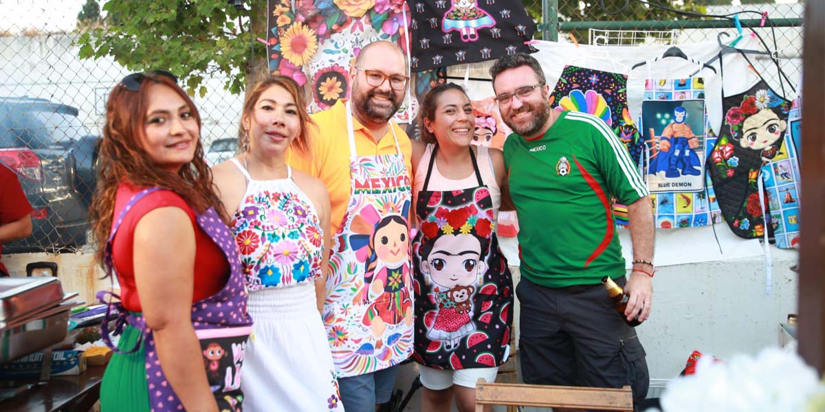 La Velada Multicultural de Los Milagros reúne a más de trece países en una fiesta de convivencia