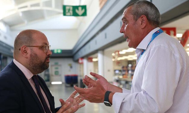 Carrefour y el Ayuntamiento refuerzan su colaboración para impulsar acciones participativas y de formación