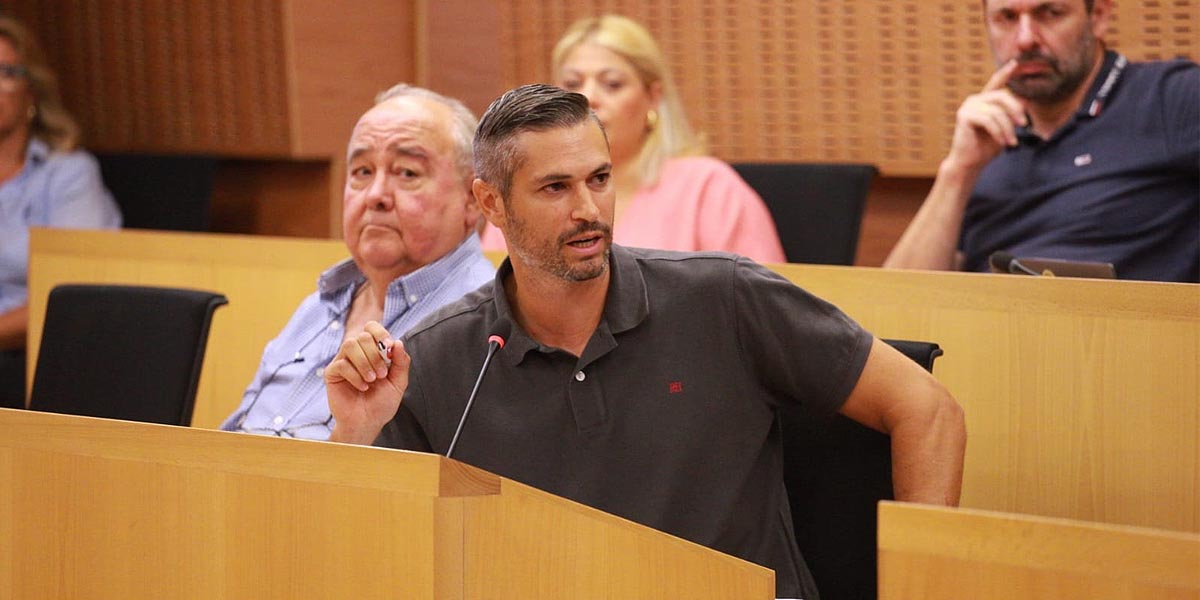 El PSOE rompe la oposición al aceptar un sueldo de 43.000 euros para su portavoz