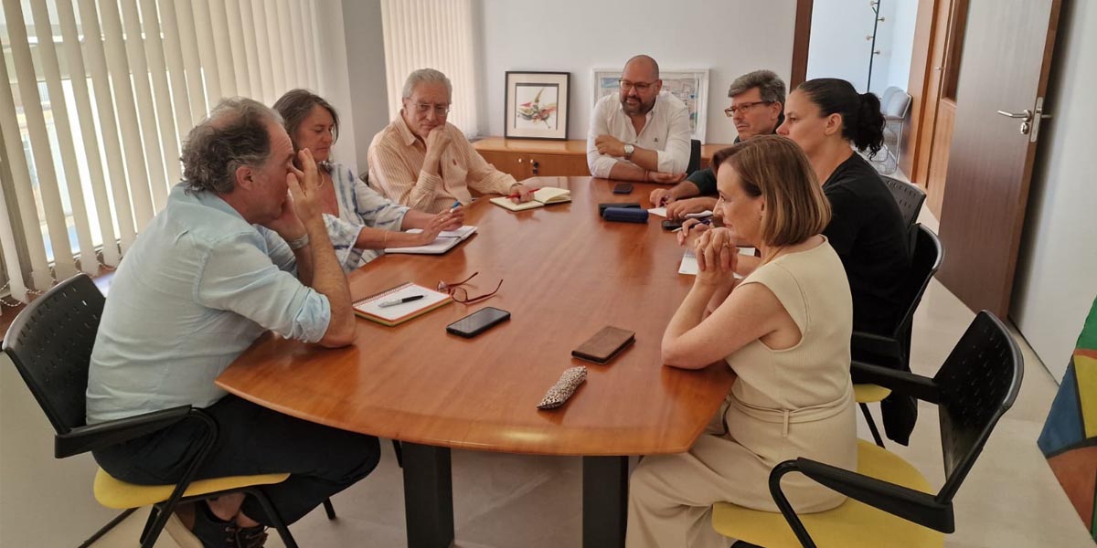 El Ayuntamiento y CSIF abordan mejoras en la organización interna del Consistorio