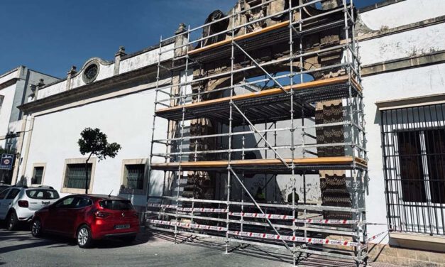 Arrancan las obras de restauración del Arco de la Santísima Trinidad