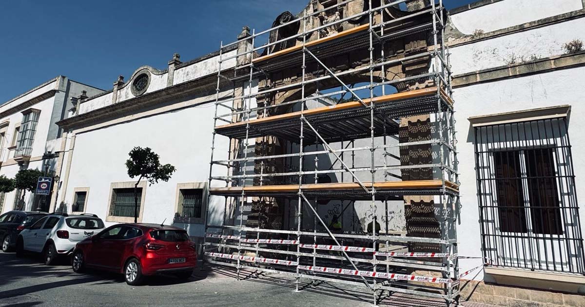 Arrancan las obras de restauración del Arco de la Santísima Trinidad