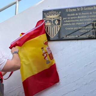 El Trofeo Ciudad de El Puerto regresa con triangular, tribuna renovada y homenaje a Germán Beardo