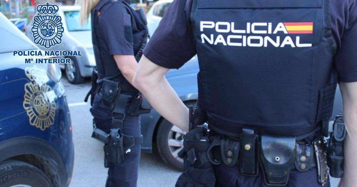 Detenido por trapichear con hachís y cocaína en una plaza de El Puerto