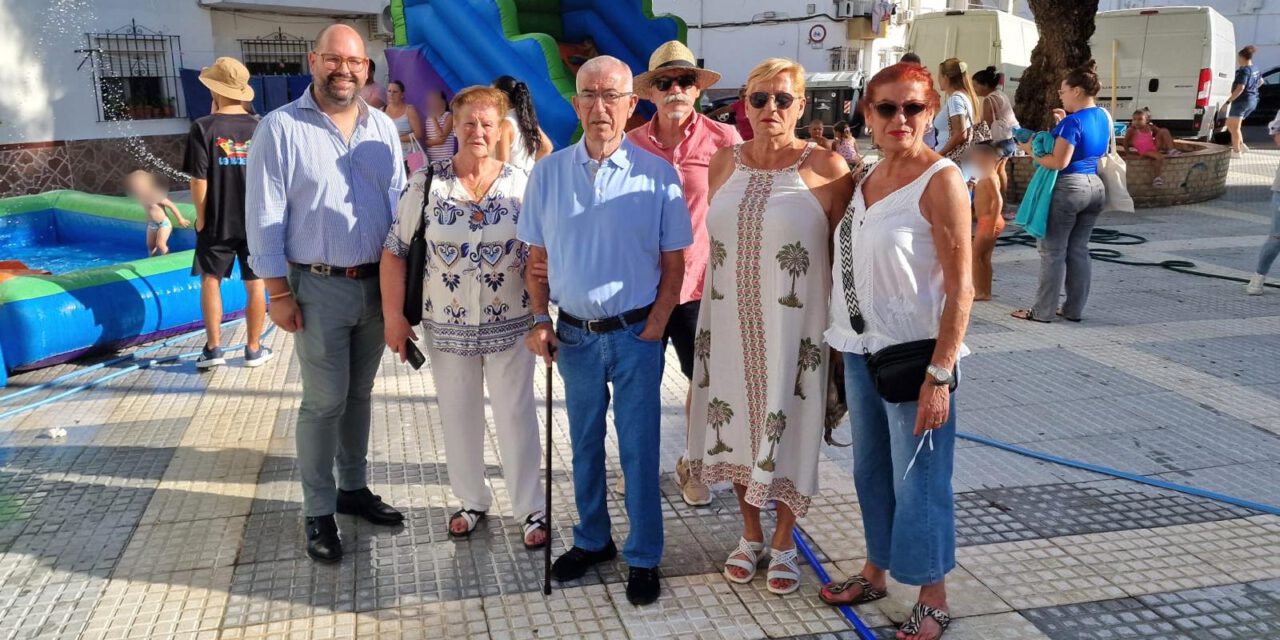 Más de 20 iniciativas llenan de actividad una decena de barrios de El Puerto durante el verano
