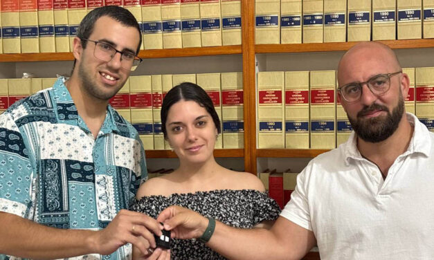 Una nueva familia accede a una vivienda protegida en pleno centro