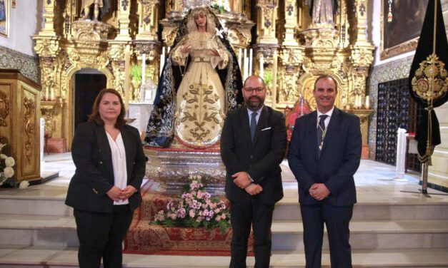 IV Exaltación a María Santísima del Rosario en el Convento de las Concepcionistas