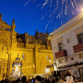 El Puerto presenta el cartel de la Virgen de los Milagros y la programación de su festividad