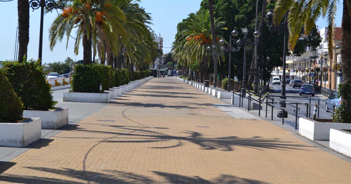 Fallece un joven tras una caída en el parque Calderón la madrugada del sábado