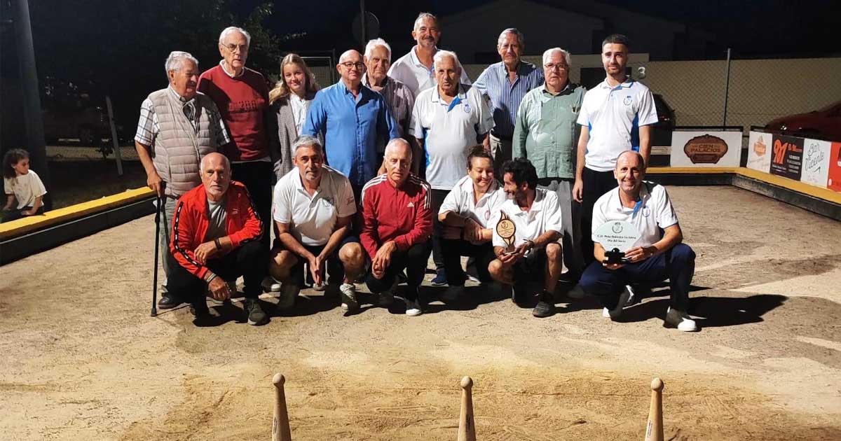 El Trofeo del Día del Socio de Bolo Palma reúne a más de setenta aficionados en “La Isleta”