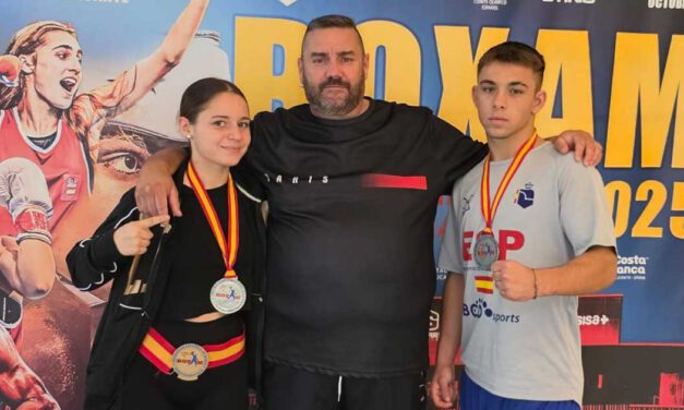 Dos jóvenes boxeadores portuenses triunfan en el Torneo Internacional BOXAM Junior 2025
