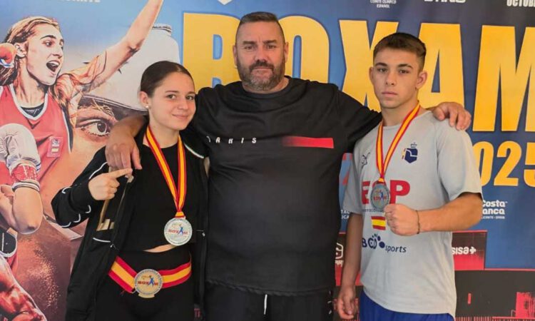 Dos jóvenes boxeadores portuenses triunfan en el Torneo Internacional BOXAM Junior 2025