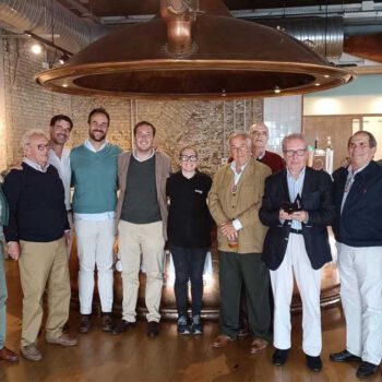 El restaurante El Laúl acoge una nueva cita de la Tertulia Gastronómica Gaditana