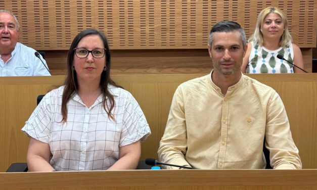 El pleno aprueba mejoras en La Puntilla, la plaza Hermano Ignacio y el centro histórico