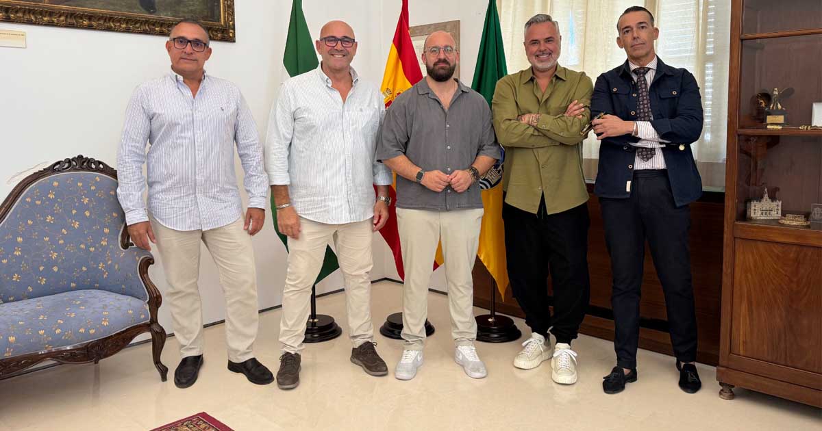 Ilusión y magia: la Cabalgata de Reyes 2026 ya tiene a sus Majestades