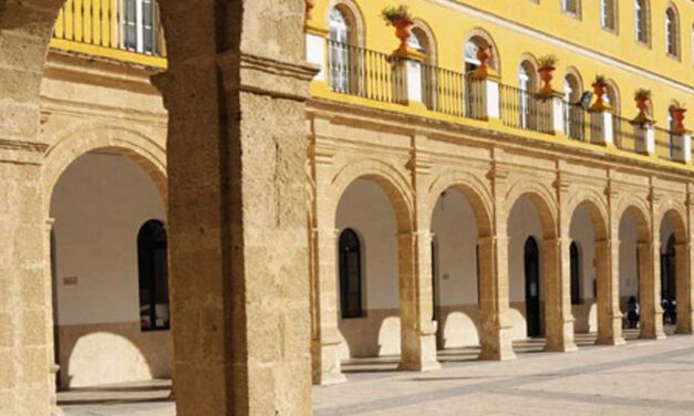 El Ayuntamiento firma un convenio con Euroconsulting para impulsar la Formación Profesional de Grado C