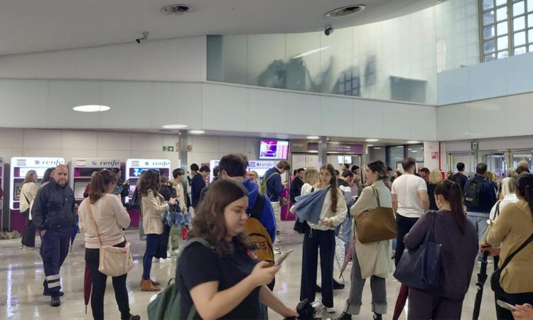 Suspendida la circulación ferroviaria entre Sevilla y Cádiz por las lluvias