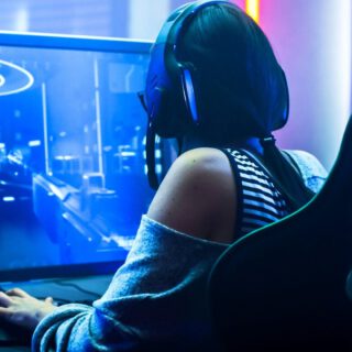 Por primera vez, las mujeres superan a los hombres en afición a los videojuegos en España y forman un nuevo mercado Por primera vez, las mujeres superan a los hombres en afición a los videojuegos en España y forman un nuevo mercado