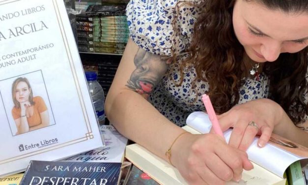 La Feria del Libro reunirá romance, nostalgia y creatividad con la autora Laura Arcila