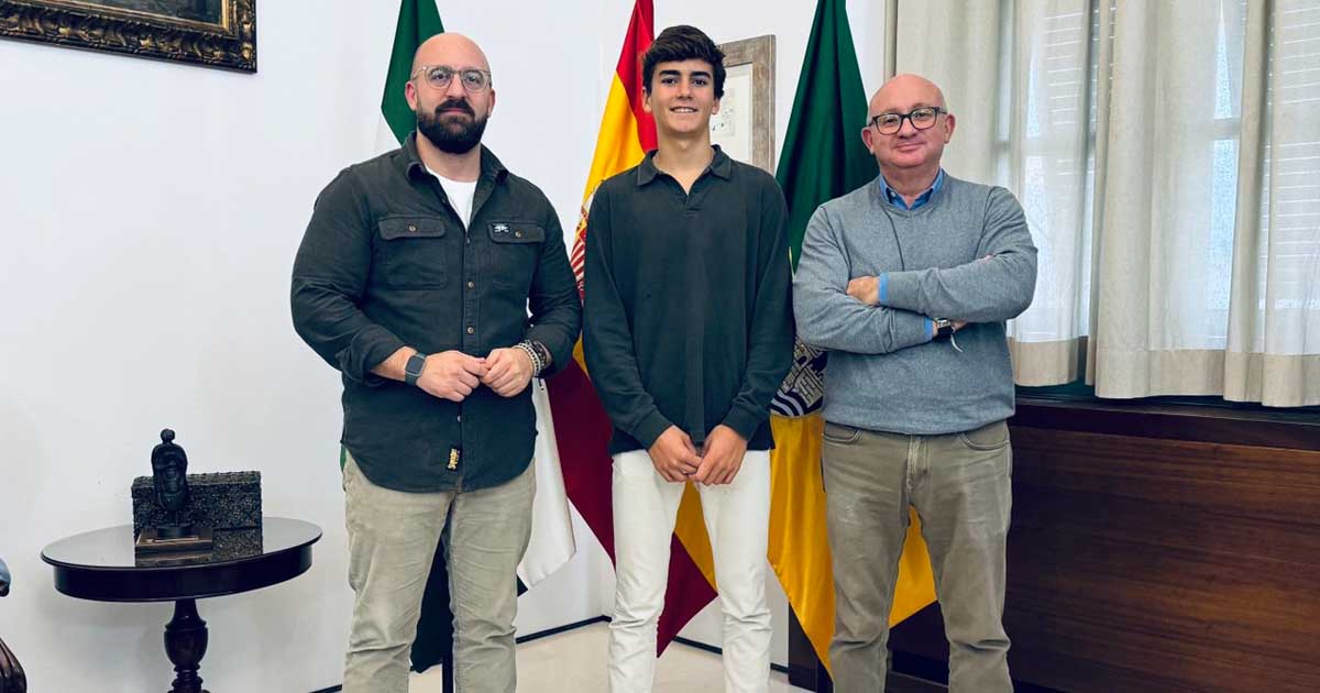 El talento portuense brilla en el Raceboard mundial con el título juvenil de Ignacio Fernández
