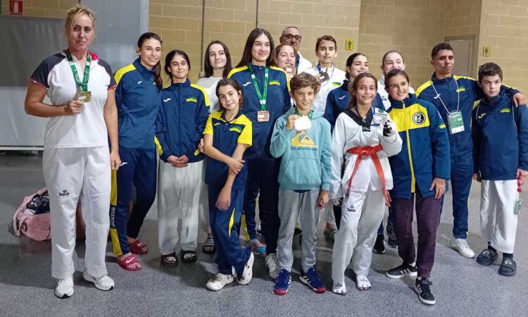 El taekwondo portuense cierra la temporada con un oro internacional y múltiples podios