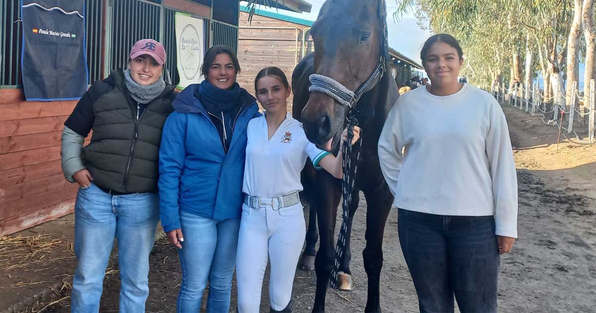 La Escuela Hípica La Cuadra sube al podio andaluz en el Campeonato de Doma Clásica 2025