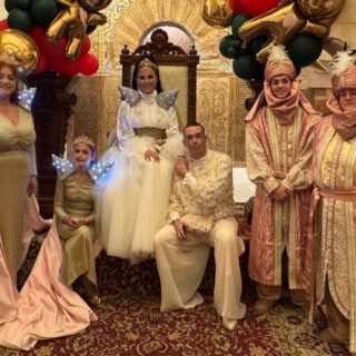 La visita de la Estrella de la Ilusión supera todas las previsiones y congrega a más de un millar de niños en el Castillo La visita de la Estrella de la Ilusión supera todas las previsiones y congrega a más de un millar de niños en el Castillo