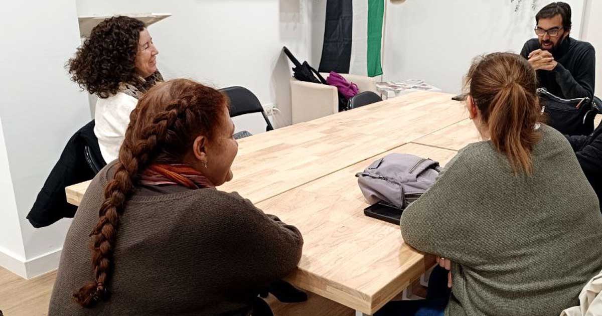 IU denuncia el deterioro del Servicio de Ayuda a Domicilio y exige claridad sobre el nuevo pliego municipal