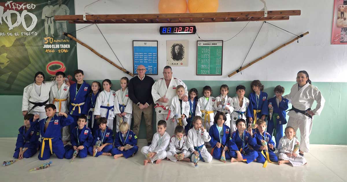 El Trofeo Local de Navidad del Judo Club Tadeo reúne a más de cien jóvenes judokas en una jornada de convivencia