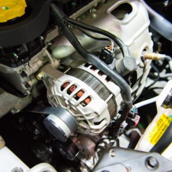 Cómo es el proceso de extracción de motores y cajas de cambio en el desguace El Puerto de Santa María