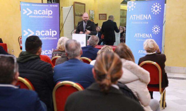 El Puerto rinde homenaje a los funcionarios de prisiones víctimas del terrorismo