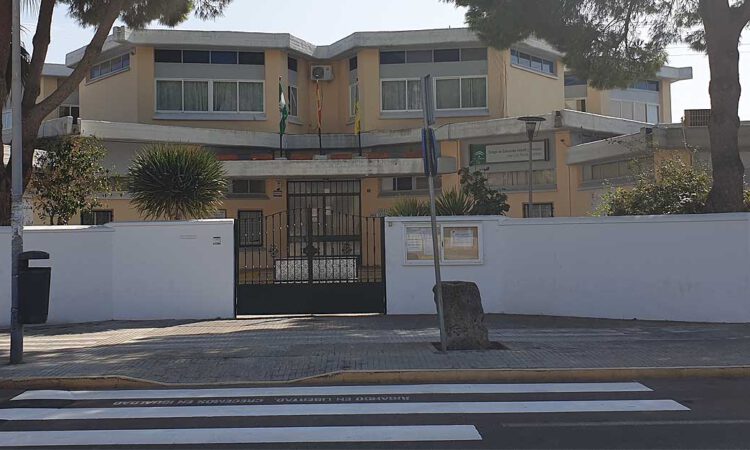 La Junta mantiene cerrados cuatro centros educativos de El Puerto por la crecida del Guadalete