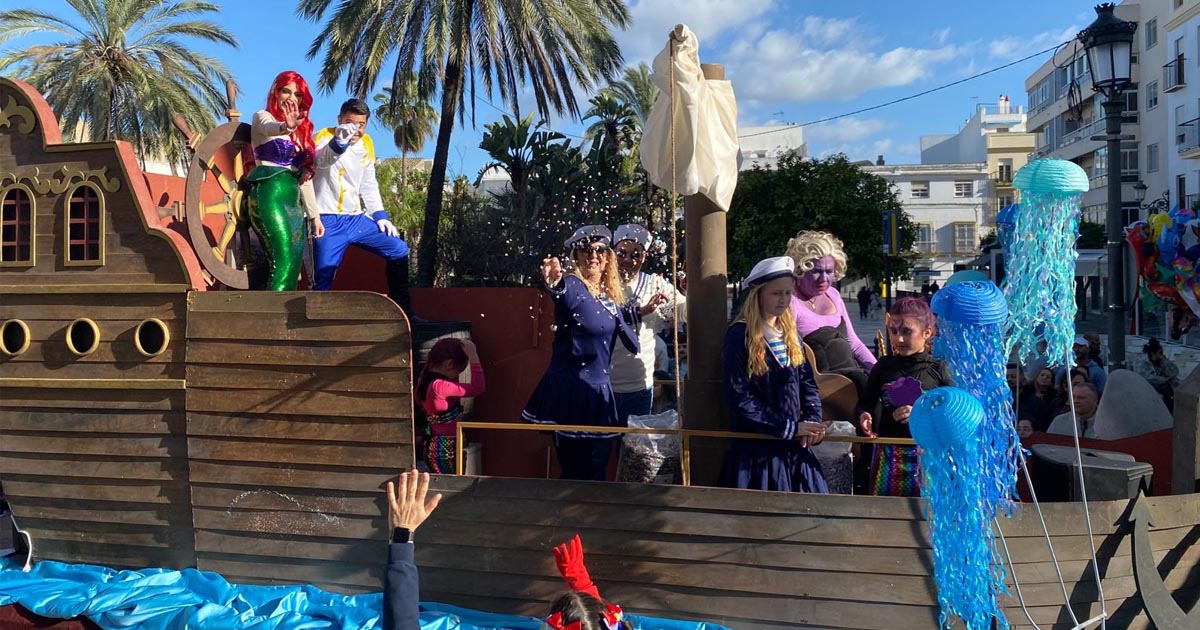 El Carnaval toma el centro con la cabalgata infantil y un musical lleno de magia