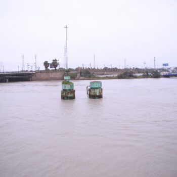 El Guadalete se mantiene en nivel rojo con 6,82 metros y prolonga las afecciones viarias y de transporte